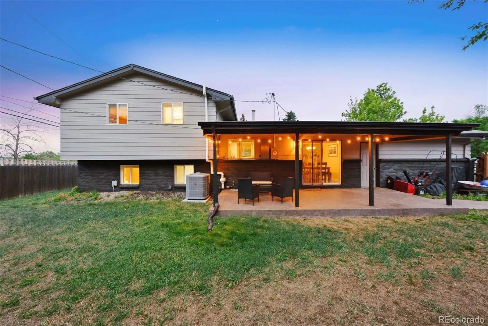 6089 W 70th Avenue Arvada CO 80003 MLS #REC3571841 05102026140415 1600 33