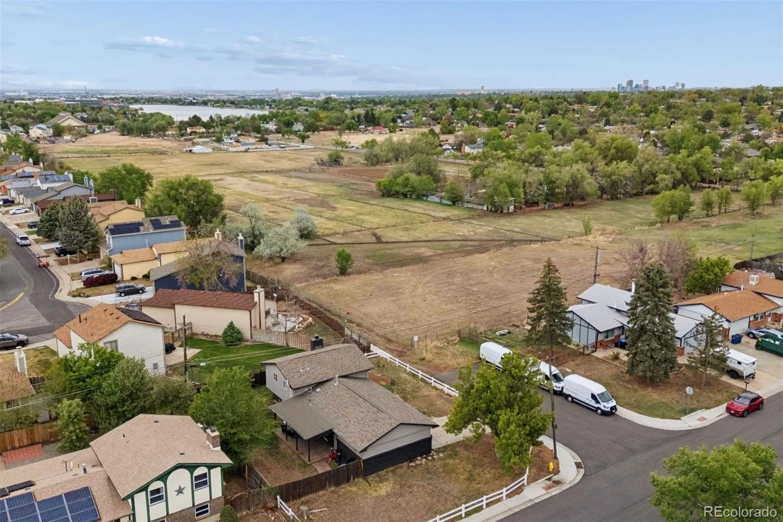 6089 W 70th Avenue Arvada CO 80003 MLS #REC3571841 05102026140415 1600 43