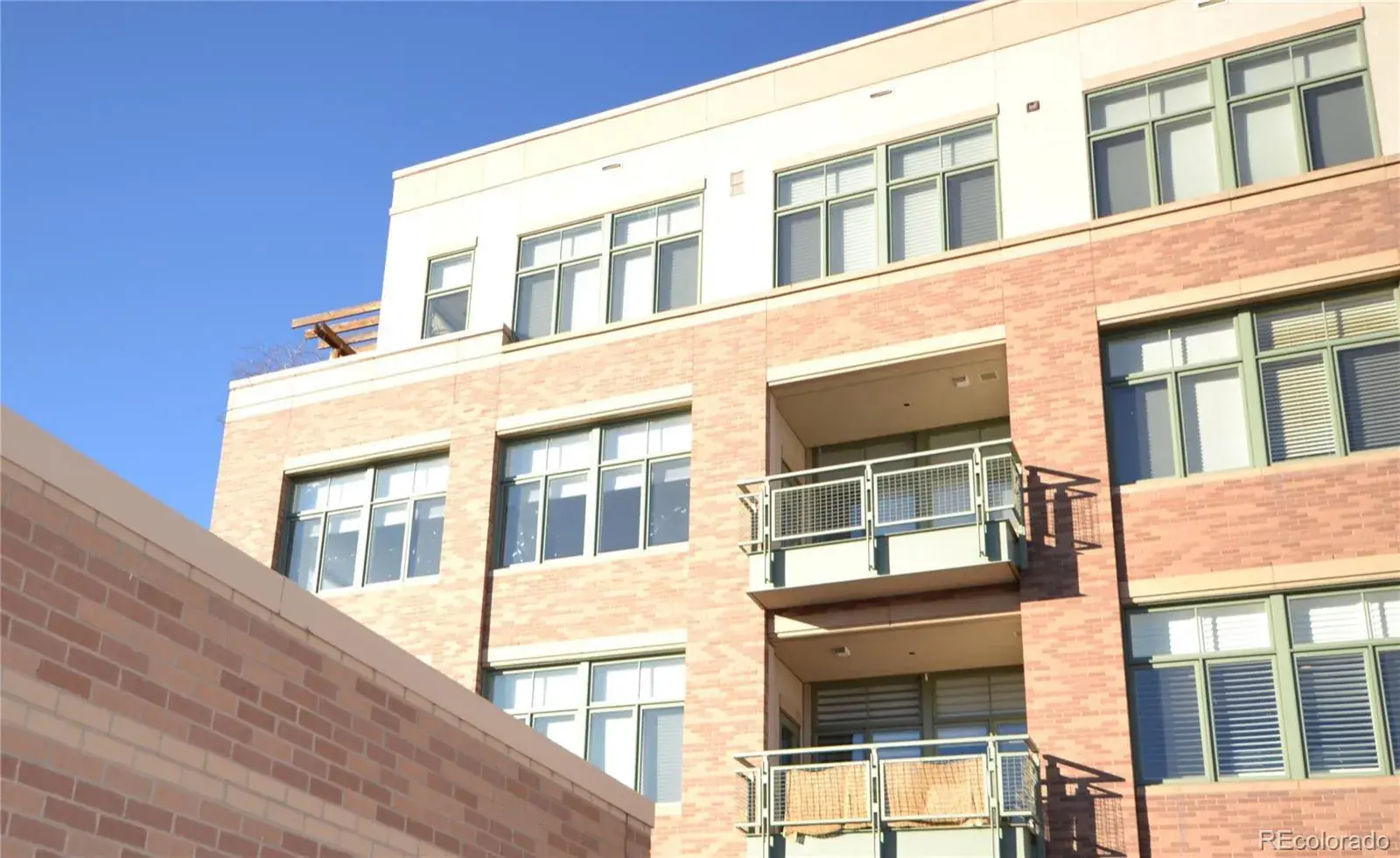 7220 W Bonfils Lane #319 Lakewood CO 80226 MLS #REC3571967 02012026184744 1600 1