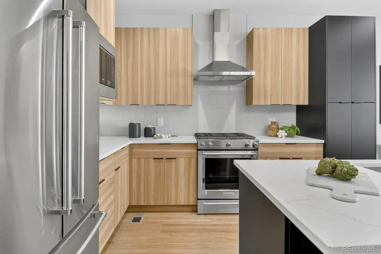 09242025012754 1600 10