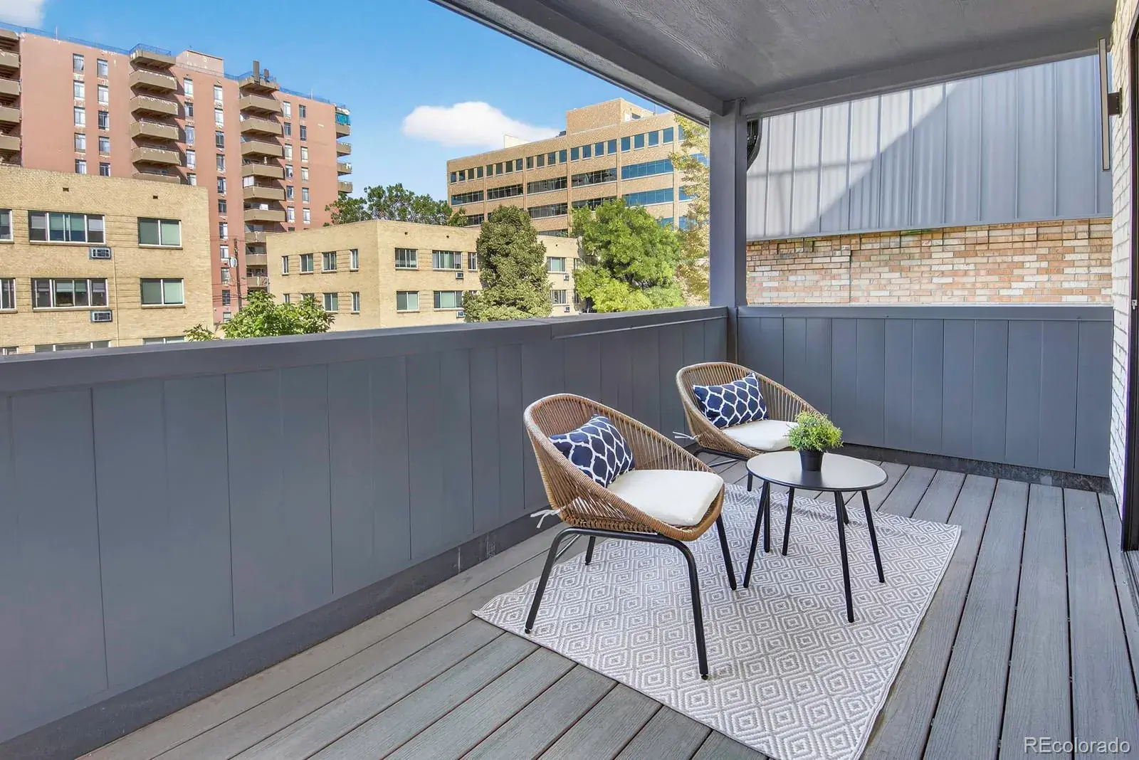 09242025012754 1600 16