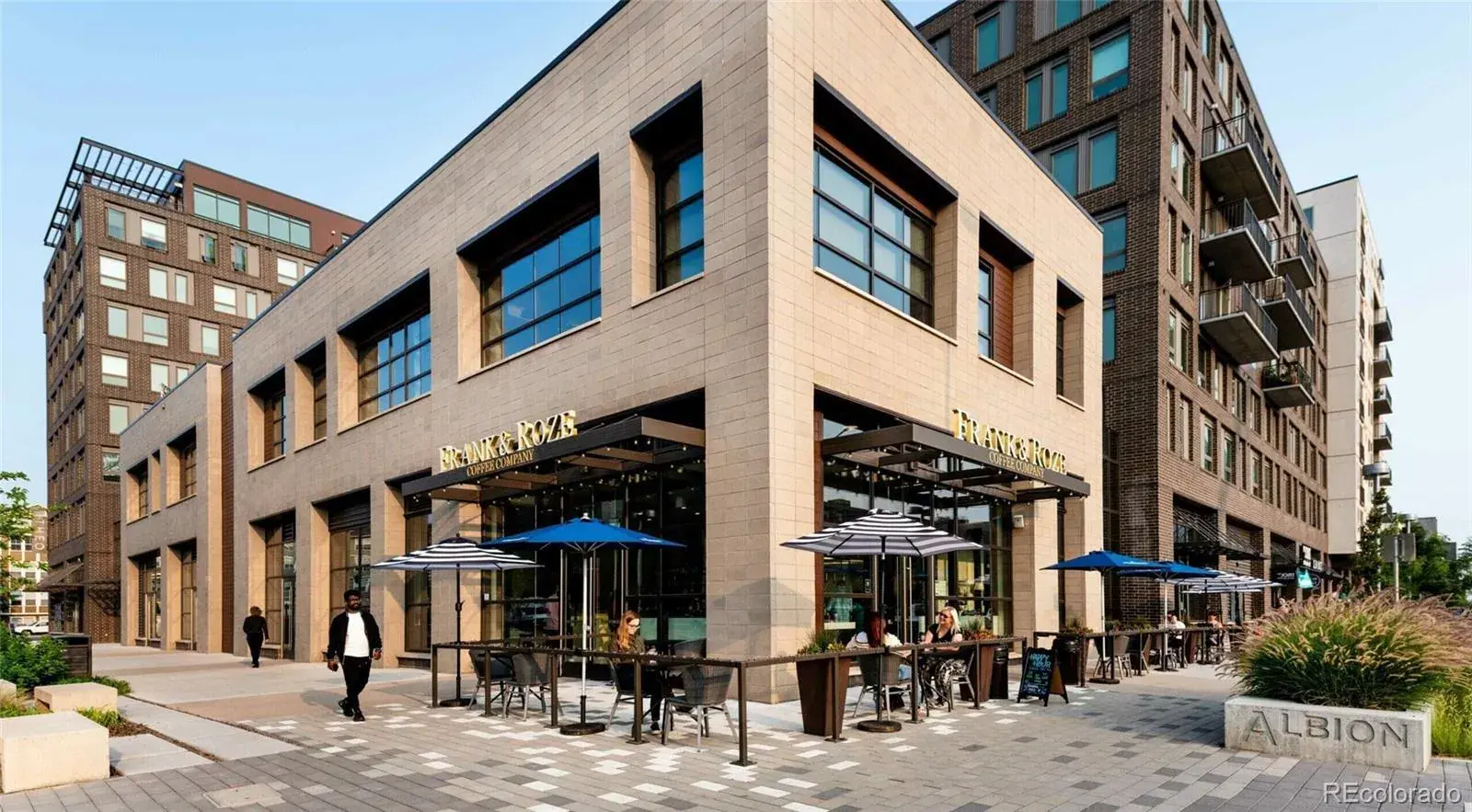 09242025012754 1600 33