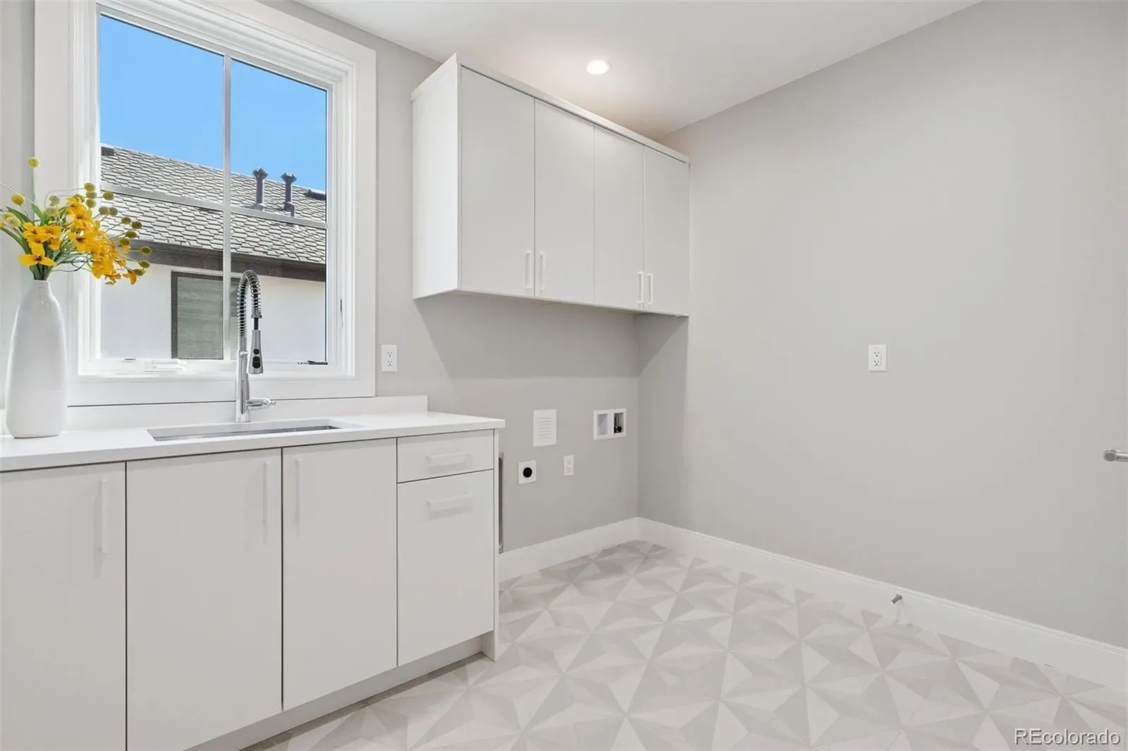 03272026194437 1600 24