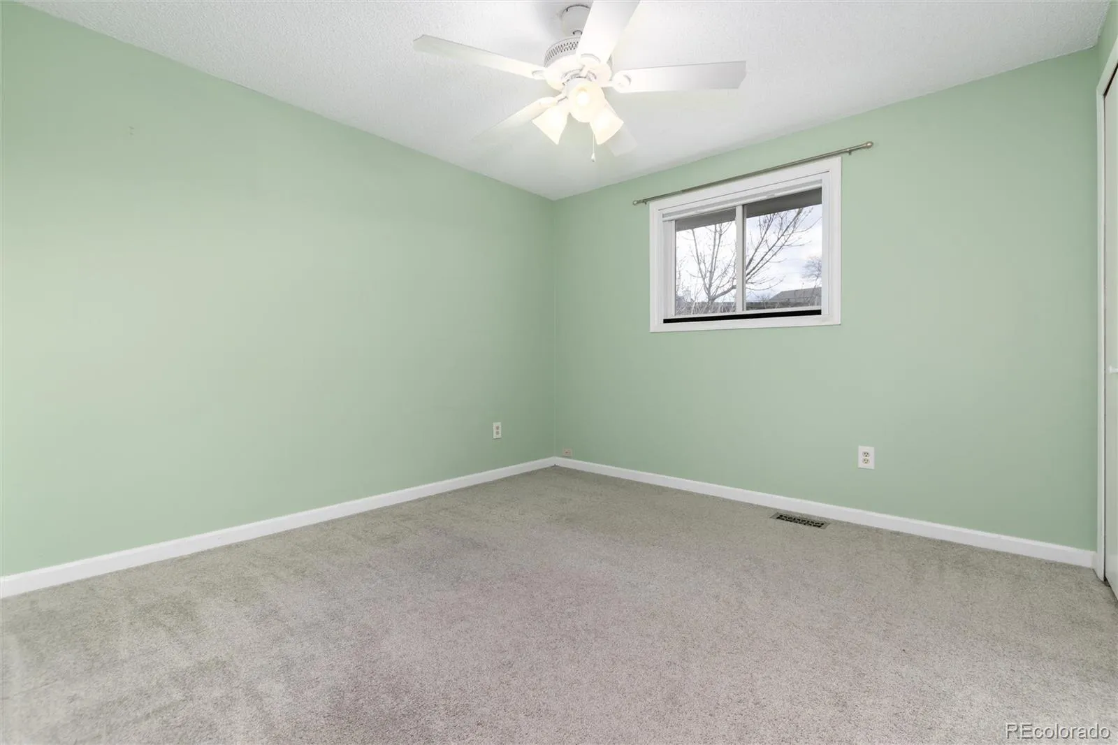 04172026162715 1600 24