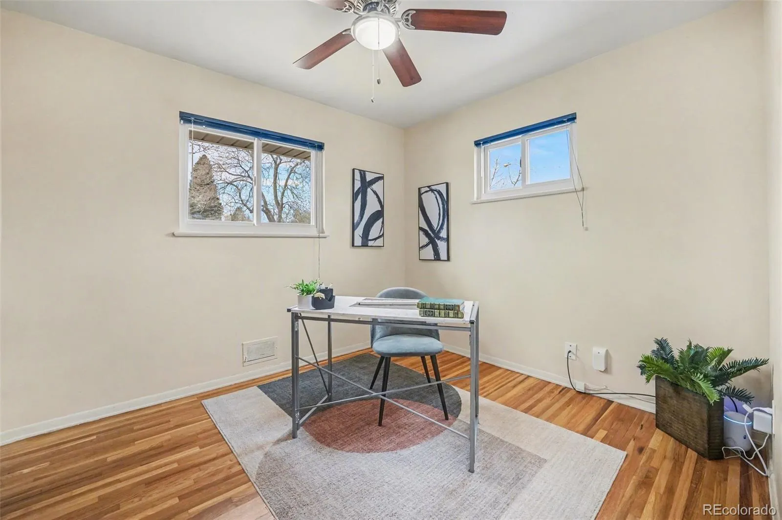 04092026152556 1600 15