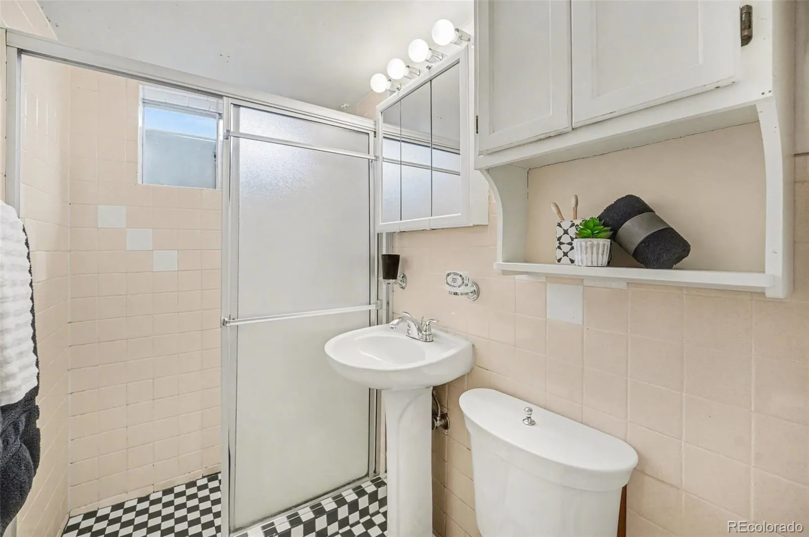 04092026152556 1600 19