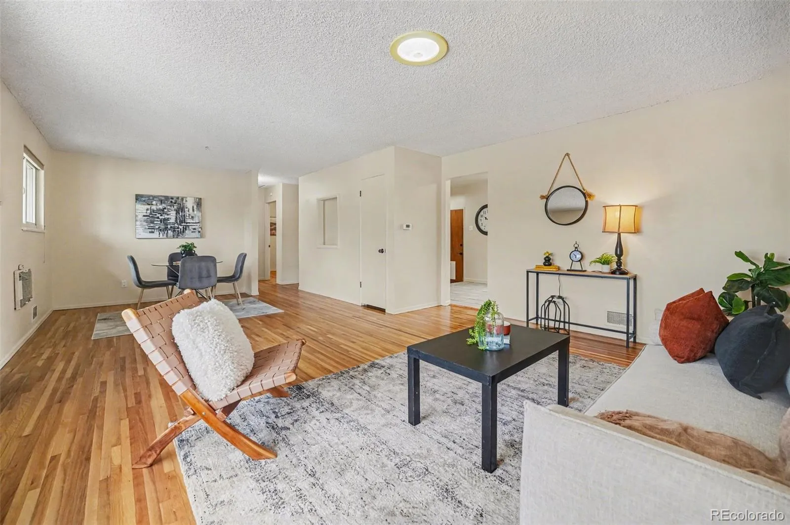 04092026152556 1600 4