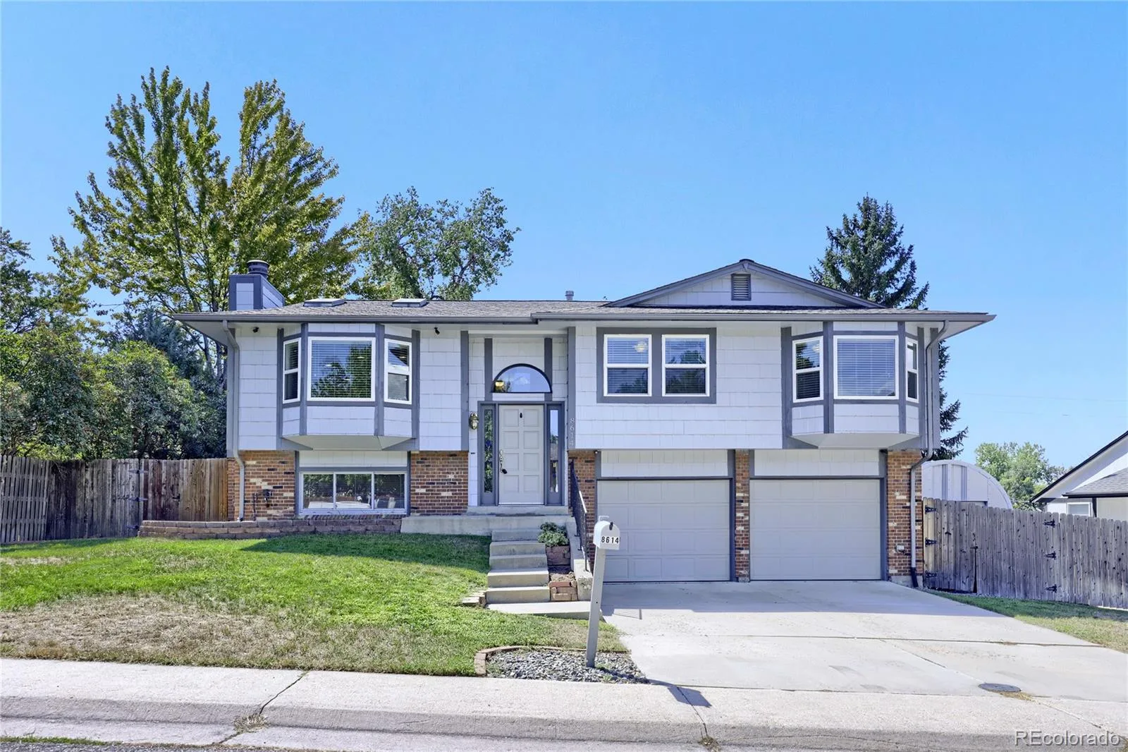 8614 W 65th Place Arvada CO 80004 | MLS #REC3578729 08252026012445 1600 2