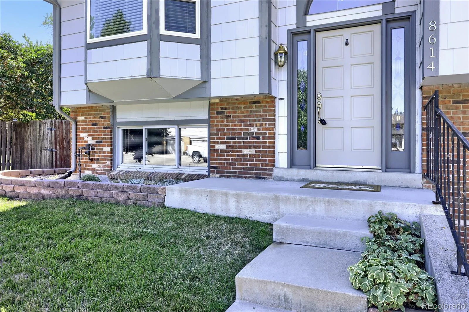 8614 W 65th Place Arvada CO 80004 | MLS #REC3578729 08252026012445 1600 3