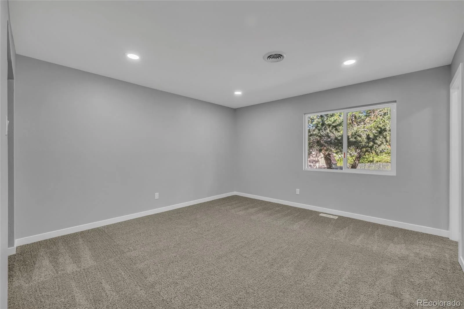 2189 S Coors Circle Lakewood CO 80228 | MLS #REC3580312 09232026084023 1600 11