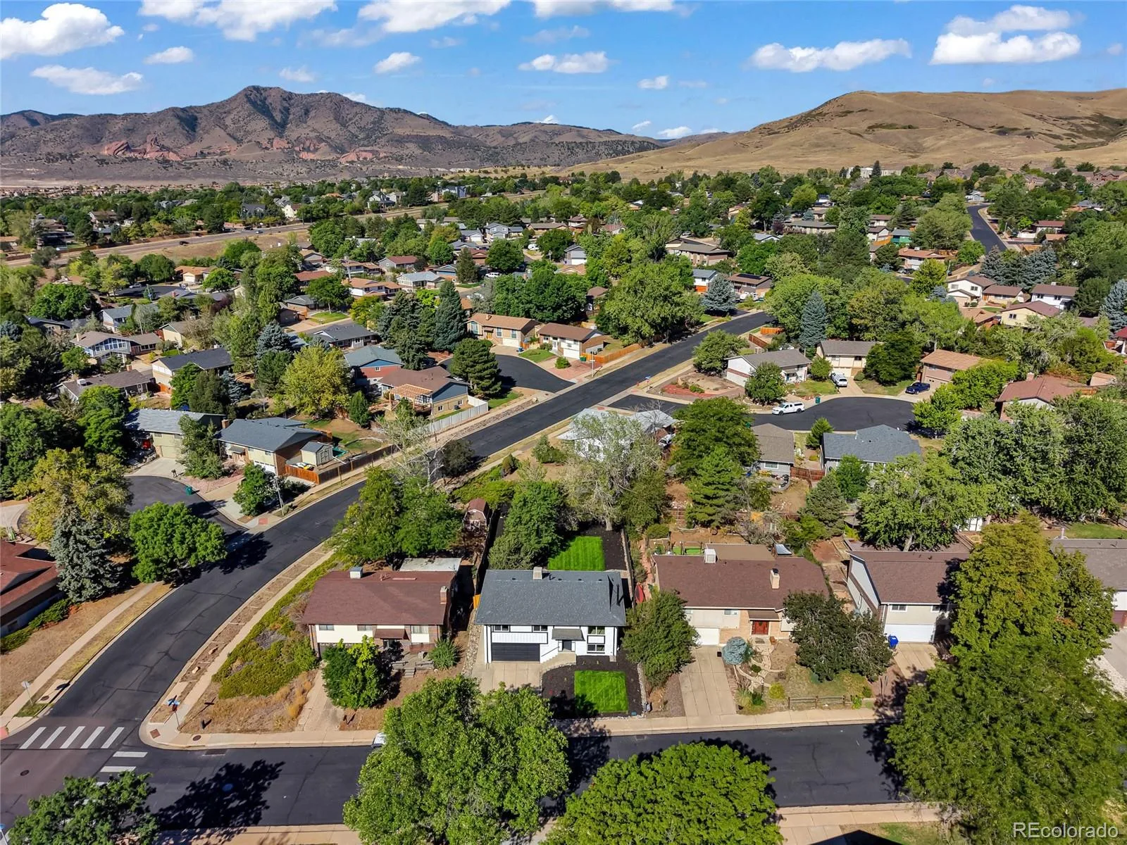 2189 S Coors Circle Lakewood CO 80228 | MLS #REC3580312 09232026084023 1600 29