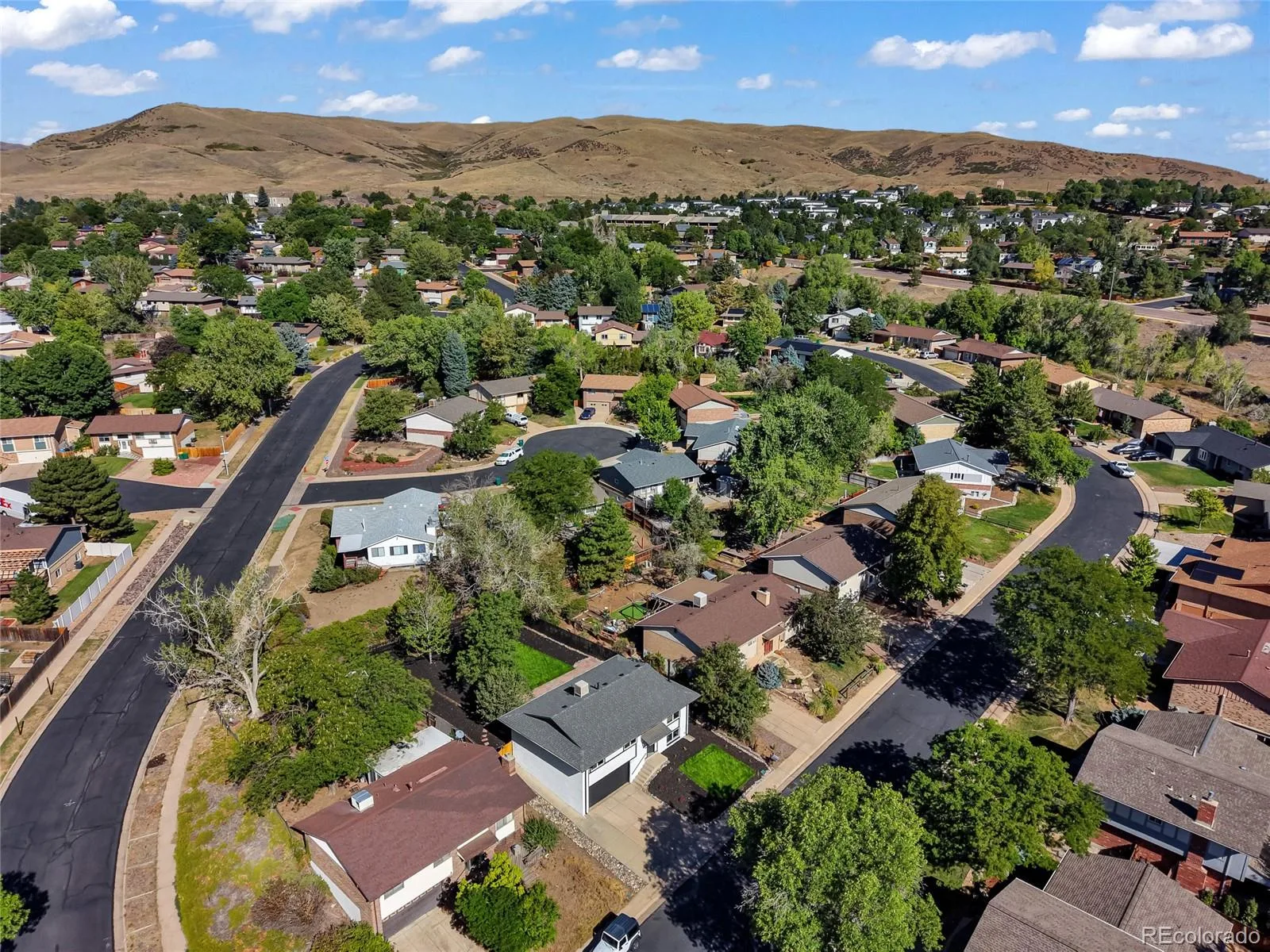 2189 S Coors Circle Lakewood CO 80228 | MLS #REC3580312 09232026084023 1600 32