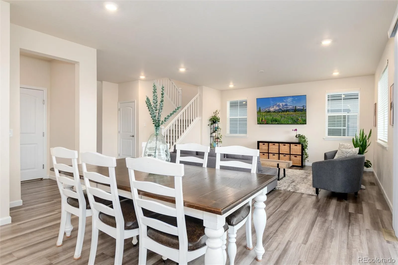 7376 S White Crow Way Aurora CO 80016 | MLS #REC3580993 07242026155537 1600 10
