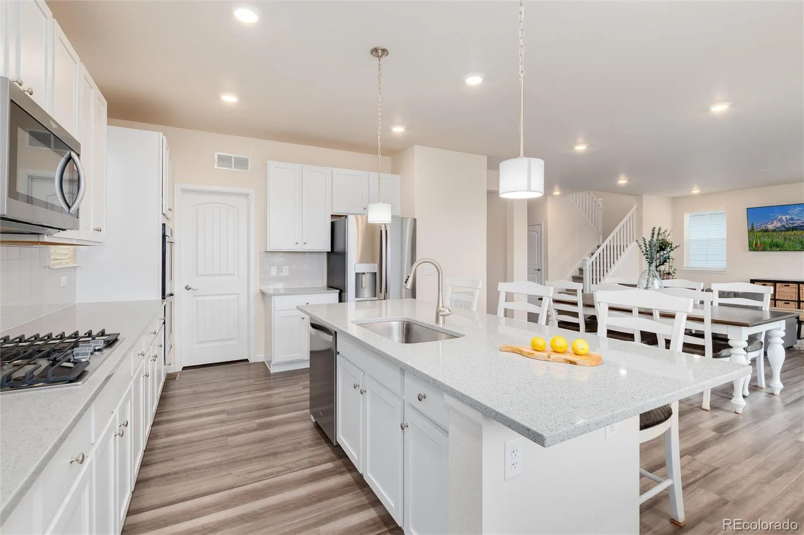 7376 S White Crow Way Aurora CO 80016 | MLS #REC3580993 07242026155537 1600 13