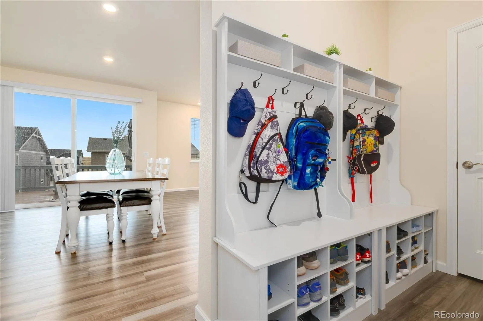 7376 S White Crow Way Aurora CO 80016 | MLS #REC3580993 07242026155537 1600 17