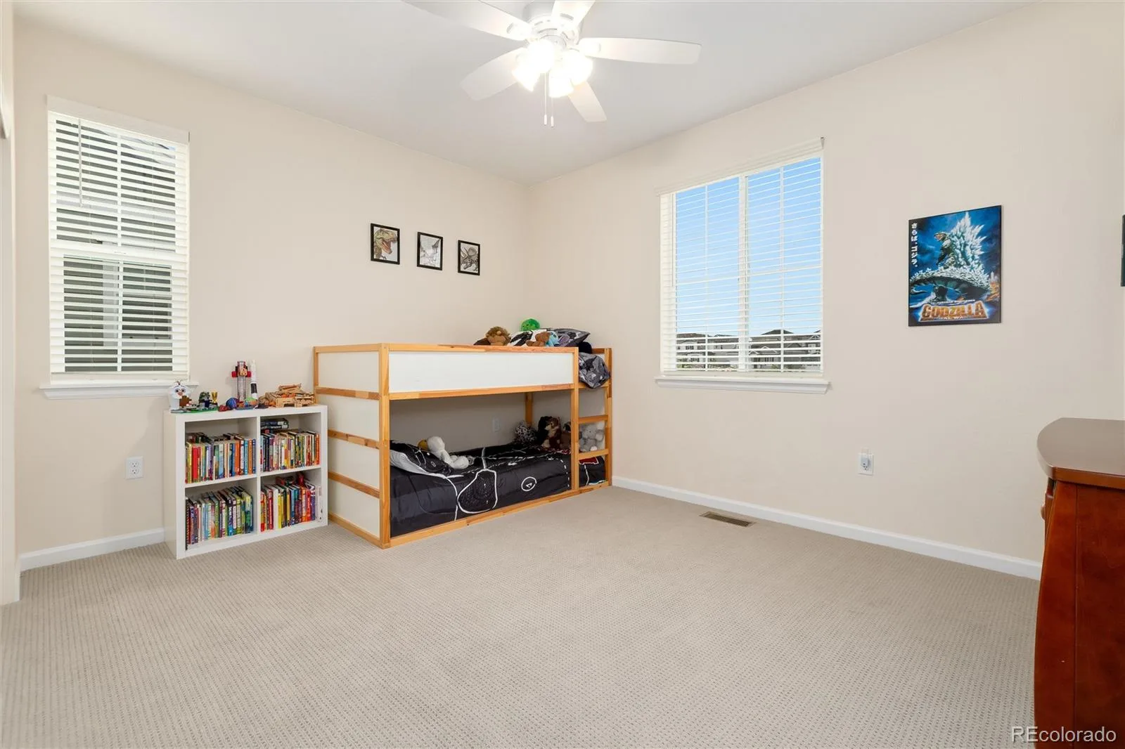 7376 S White Crow Way Aurora CO 80016 | MLS #REC3580993 07242026155537 1600 25