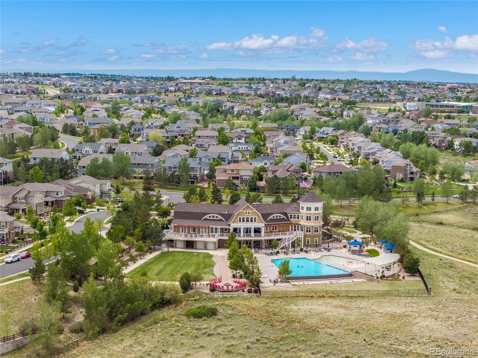 7376 S White Crow Way Aurora CO 80016 | MLS #REC3580993 07242026155537 1600 43