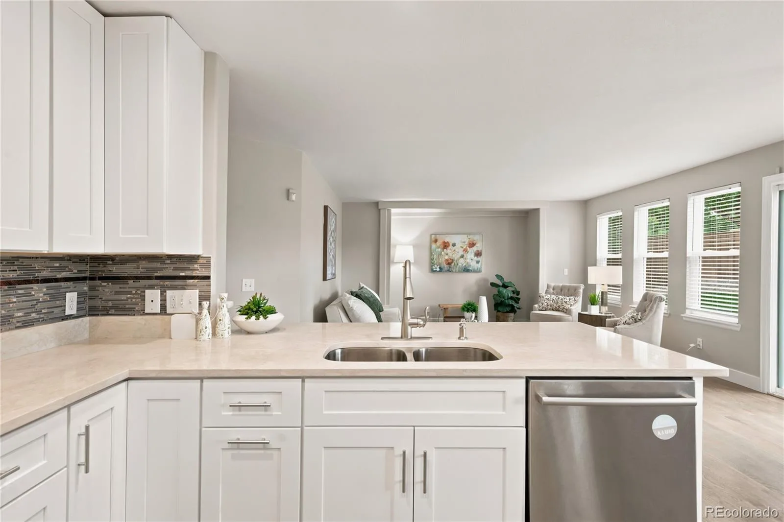 10355 Sparrow Hawk Court Highlands Ranch CO 80129 | MLS #REC3581279 08032026144124 1600 6