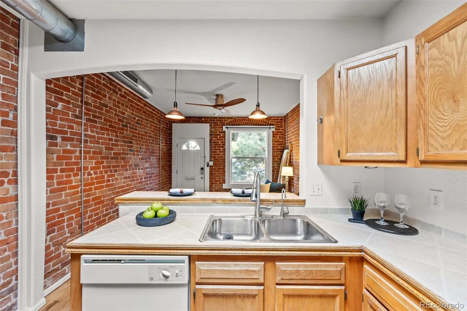 321-323 Inca Street Denver CO 80223 MLS #REC3582476 05132026010734 1600 7