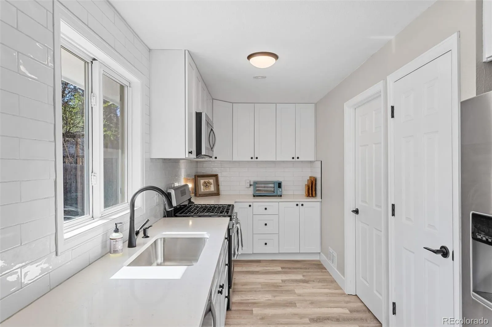 1460 W Alaska Place Denver CO 80223 MLS #REC3584144 05052026190851 1600 19