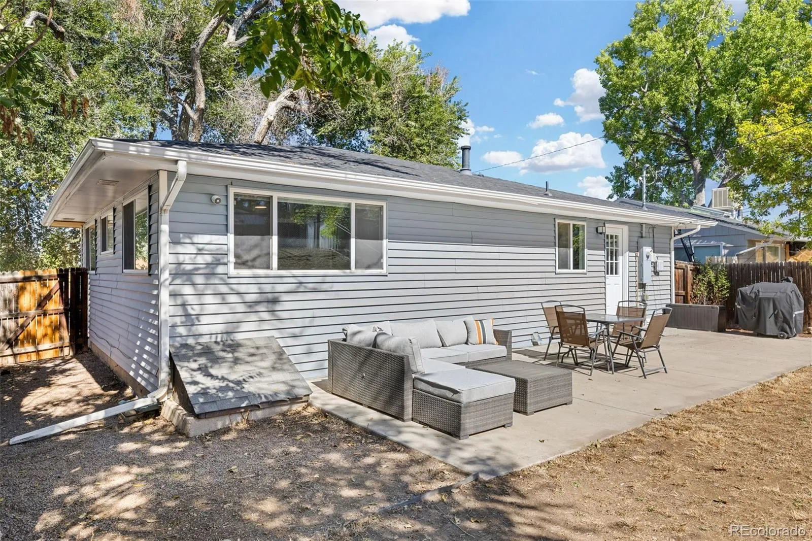 1460 W Alaska Place Denver CO 80223 MLS #REC3584144 05052026190851 1600 41