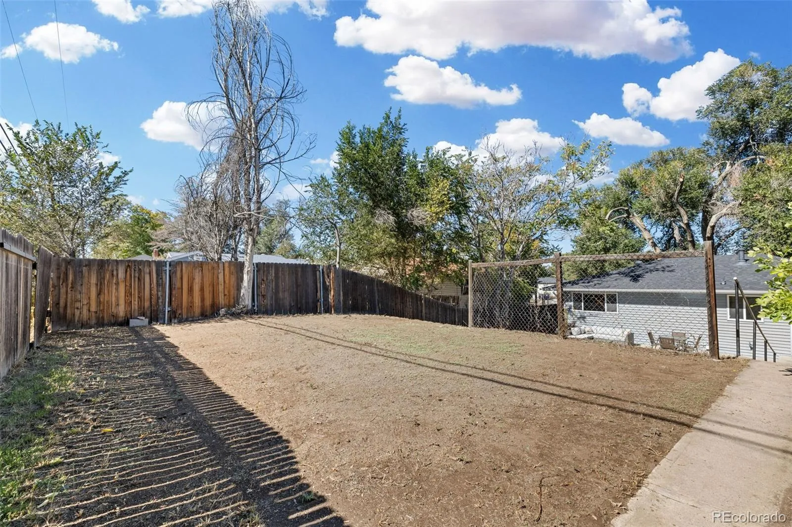 1460 W Alaska Place Denver CO 80223 MLS #REC3584144 05052026190851 1600 48