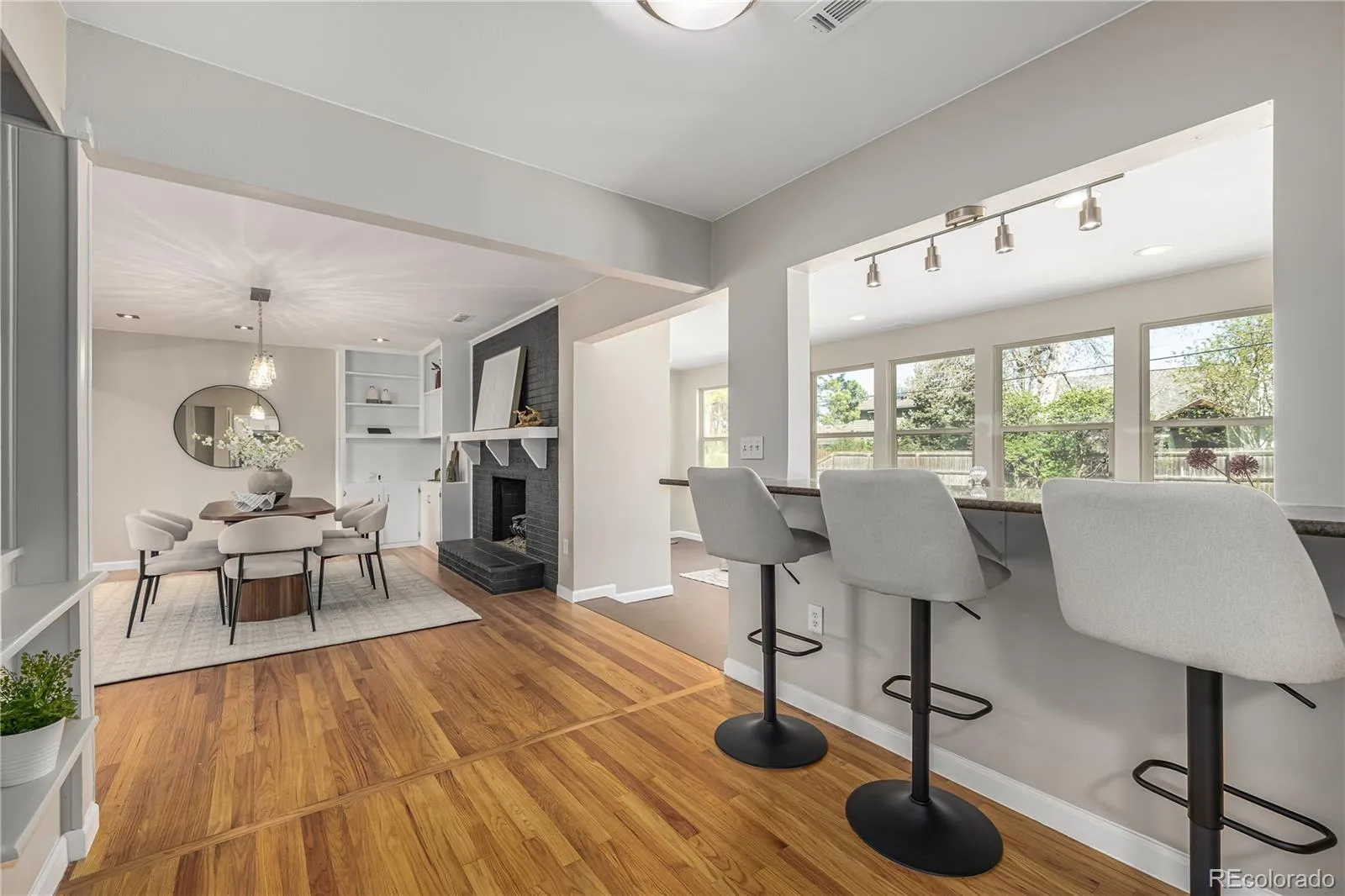 2540 S Jasmine Street Denver CO 80222 MLS #REC3585055 05152026211159 1600 11