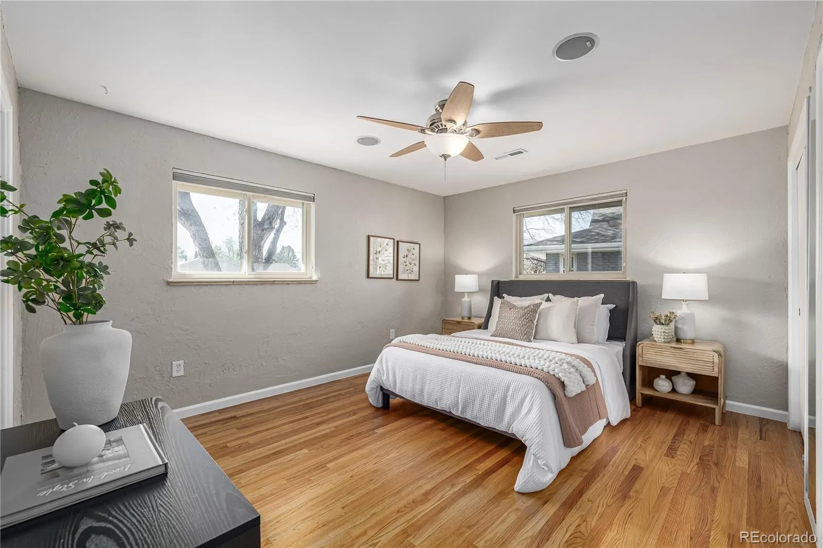 2540 S Jasmine Street Denver CO 80222 MLS #REC3585055 05152026211159 1600 18