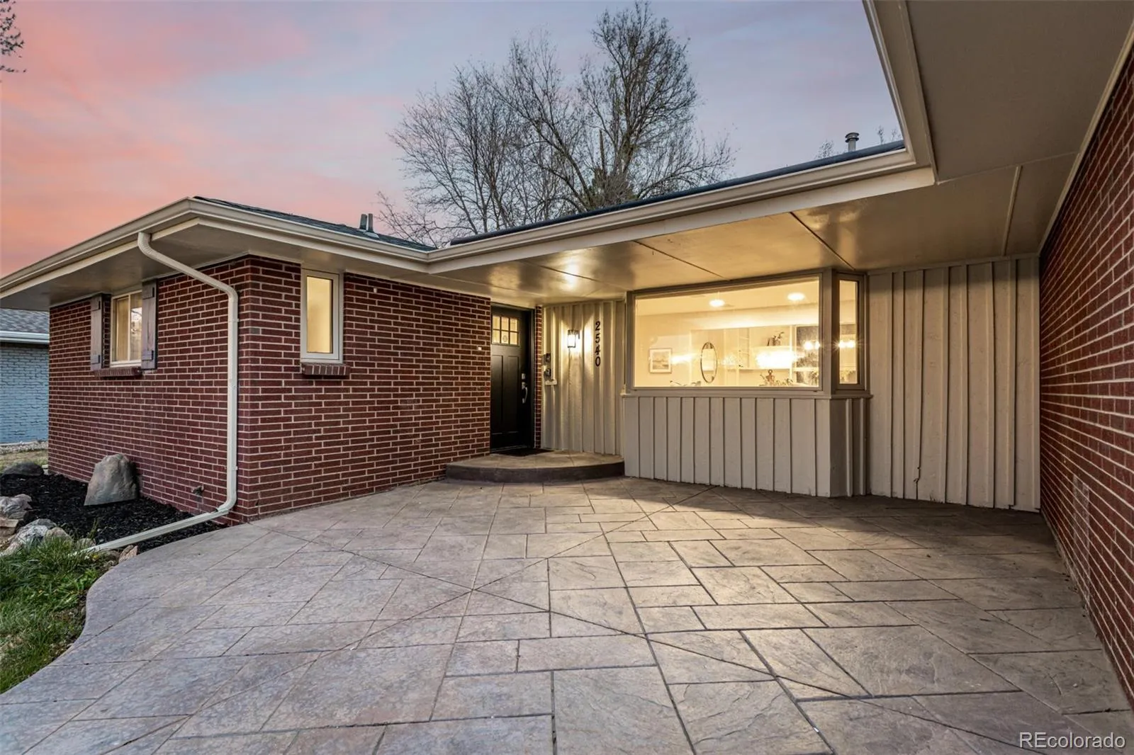2540 S Jasmine Street Denver CO 80222 MLS #REC3585055 05152026211159 1600 34