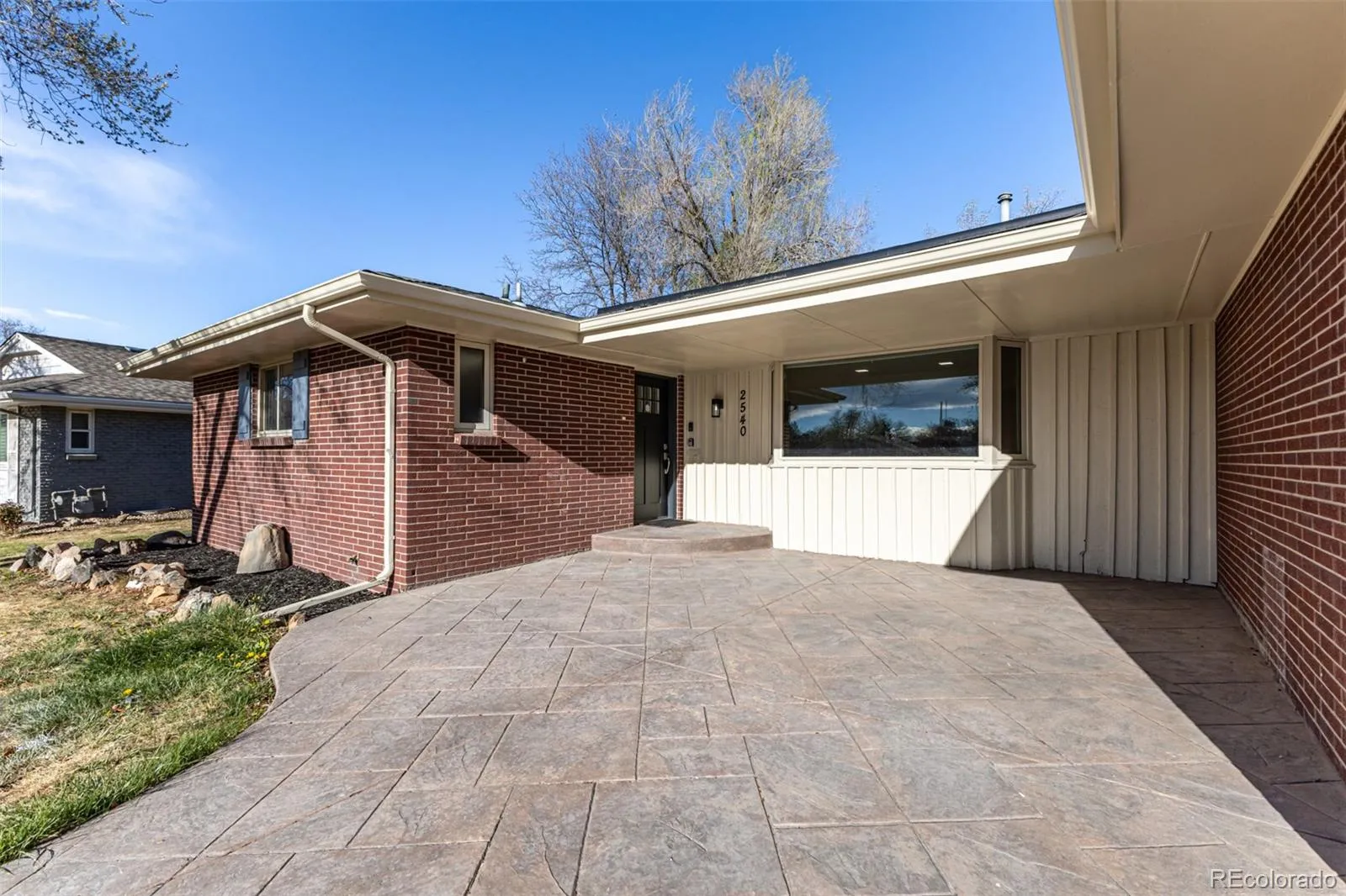 2540 S Jasmine Street Denver CO 80222 MLS #REC3585055 05152026211159 1600 35