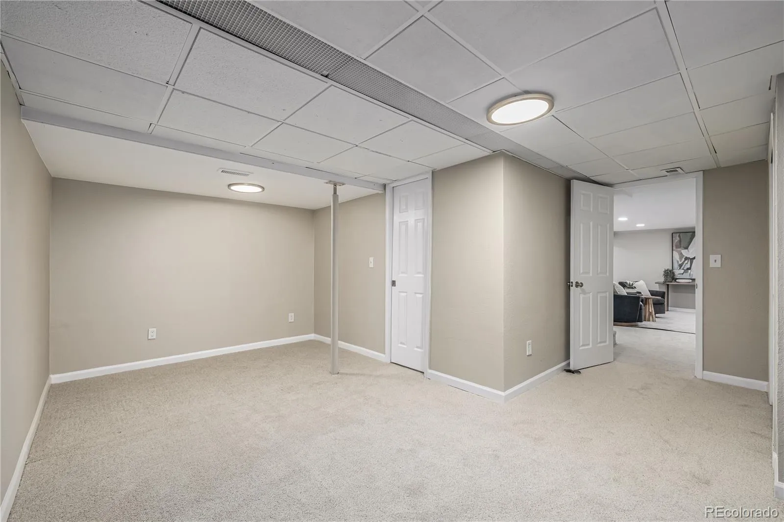 2540 S Jasmine Street Denver CO 80222 MLS #REC3585055 05152026211159 1600 39