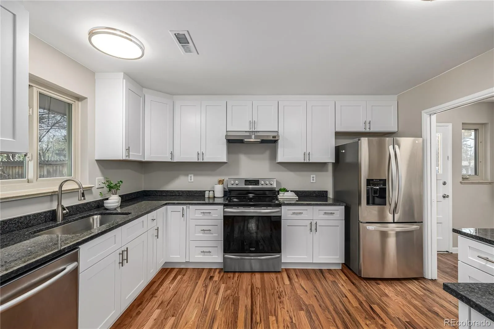 2540 S Jasmine Street Denver CO 80222 MLS #REC3585055 05152026211159 1600 6