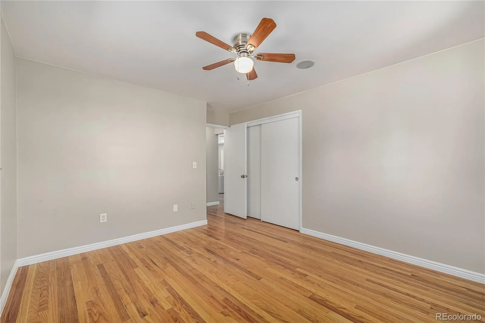 2540 S Jasmine Street Denver CO 80222 MLS #REC3585055 06122026172733 1600 37