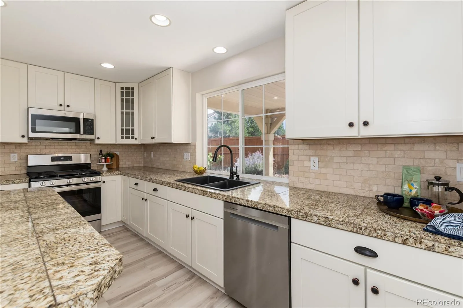 4068 Silver Swan Place Castle Rock CO 80109 | MLS #REC3585136 08292026020847 1600 14