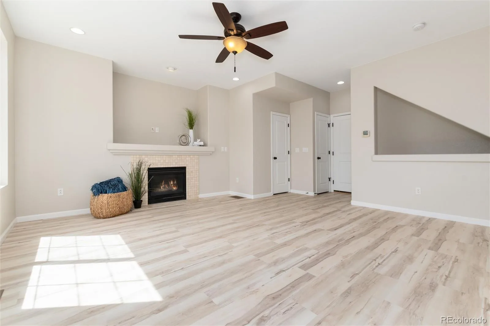 4068 Silver Swan Place Castle Rock CO 80109 | MLS #REC3585136 08292026020847 1600 18