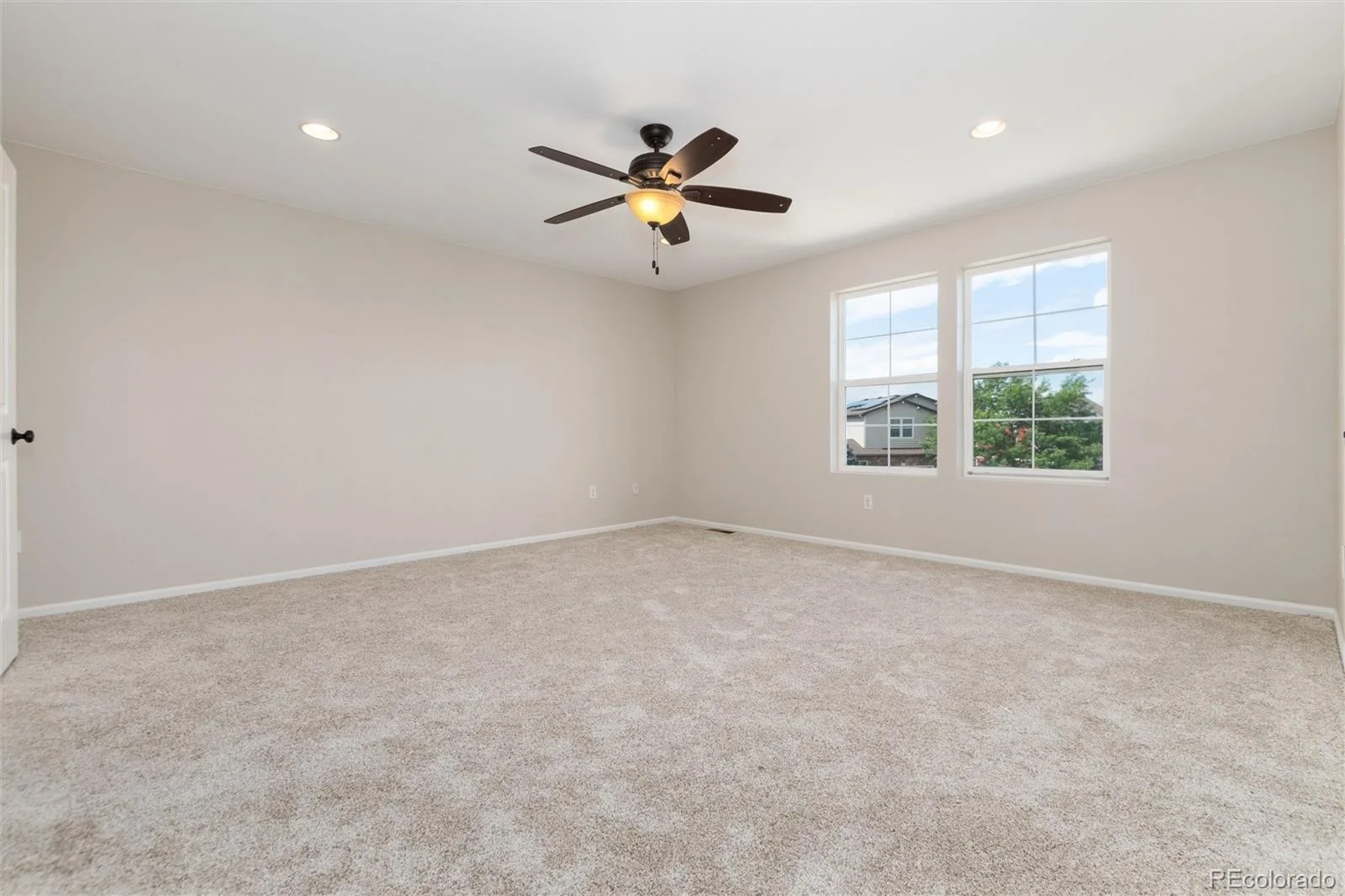 4068 Silver Swan Place Castle Rock CO 80109 | MLS #REC3585136 08292026020847 1600 22