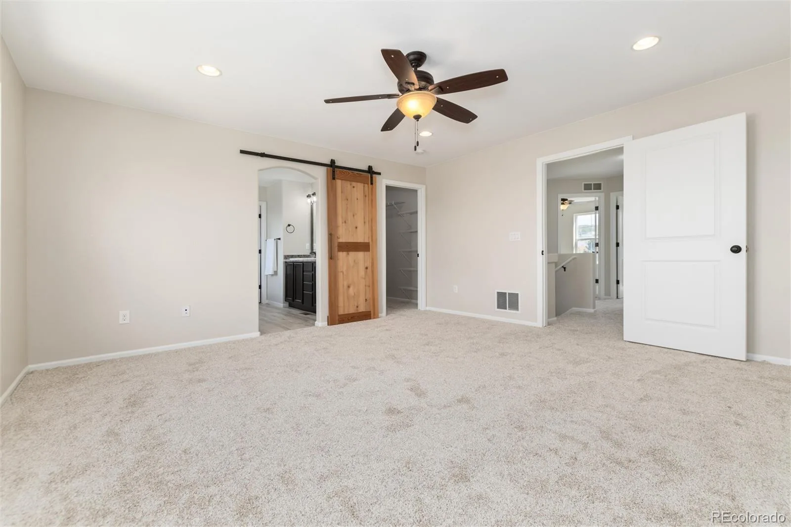 4068 Silver Swan Place Castle Rock CO 80109 | MLS #REC3585136 08292026020847 1600 23
