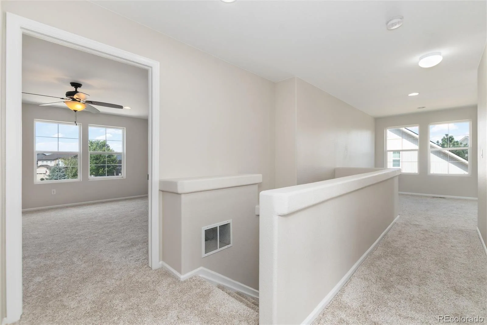 4068 Silver Swan Place Castle Rock CO 80109 | MLS #REC3585136 08292026020847 1600 29