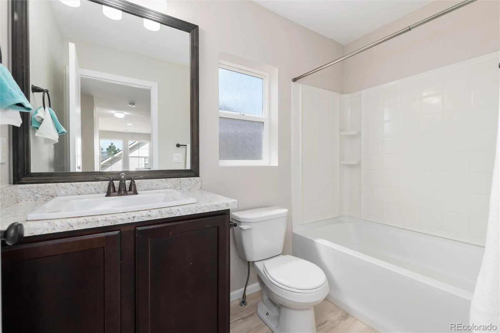 4068 Silver Swan Place Castle Rock CO 80109 | MLS #REC3585136 08292026020847 1600 34