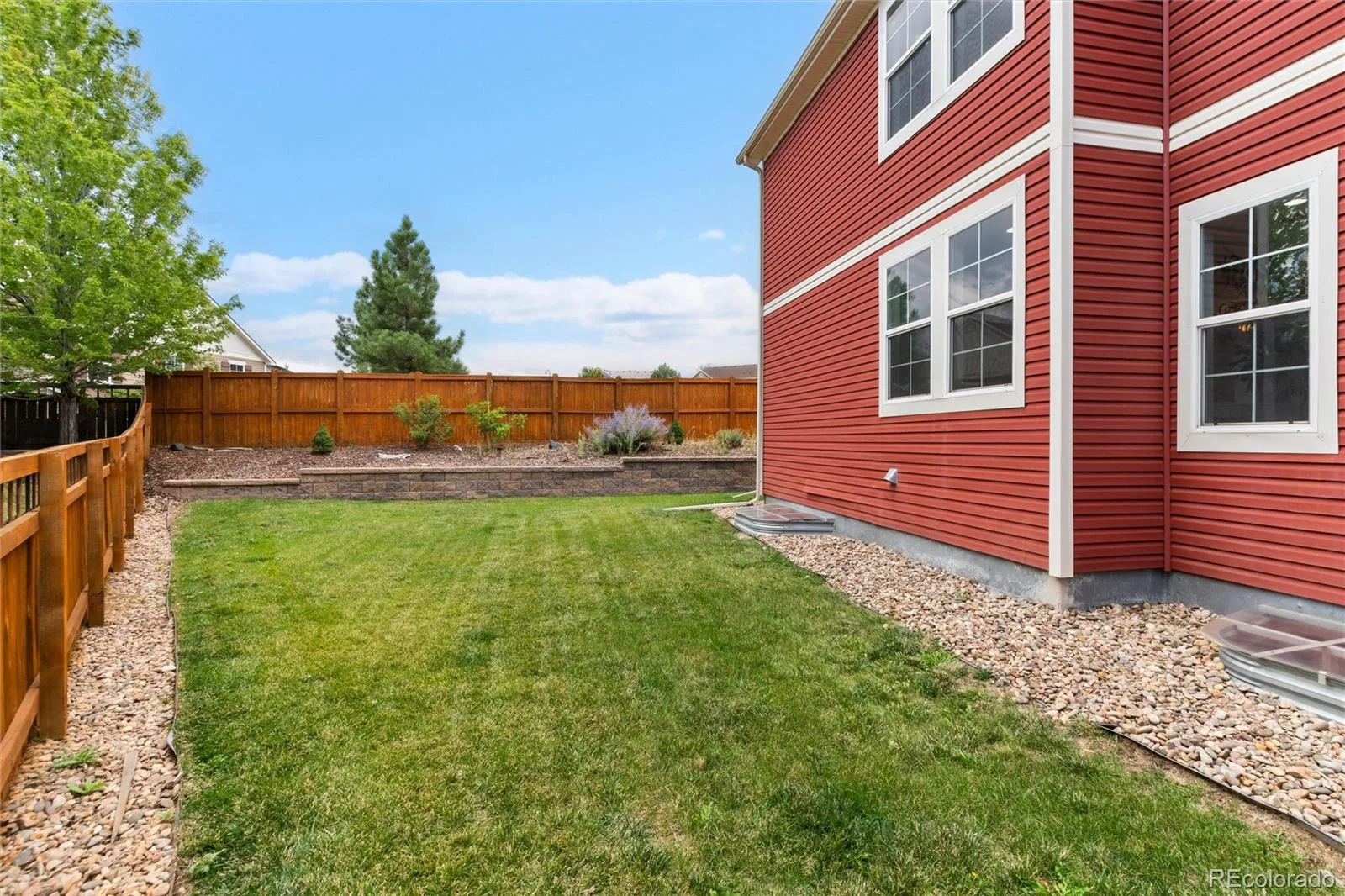 4068 Silver Swan Place Castle Rock CO 80109 | MLS #REC3585136 08292026020847 1600 43