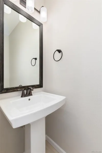 4068 Silver Swan Place Castle Rock CO 80109 | MLS #REC3585136 08292026020847 800 19