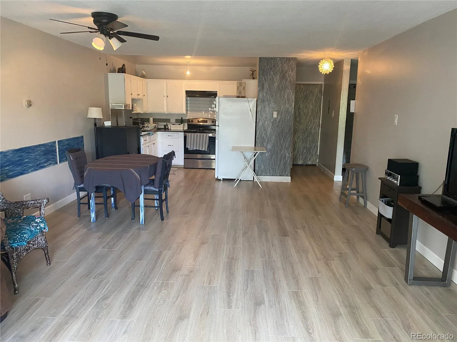 795 S Alton Way #8C Denver CO 80247 | MLS #REC3589412 08222026004103 1600 10