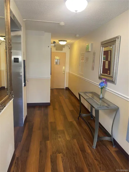 795 S Alton Way #8C Denver CO 80247 | MLS #REC3589412 08222026004103 800 31