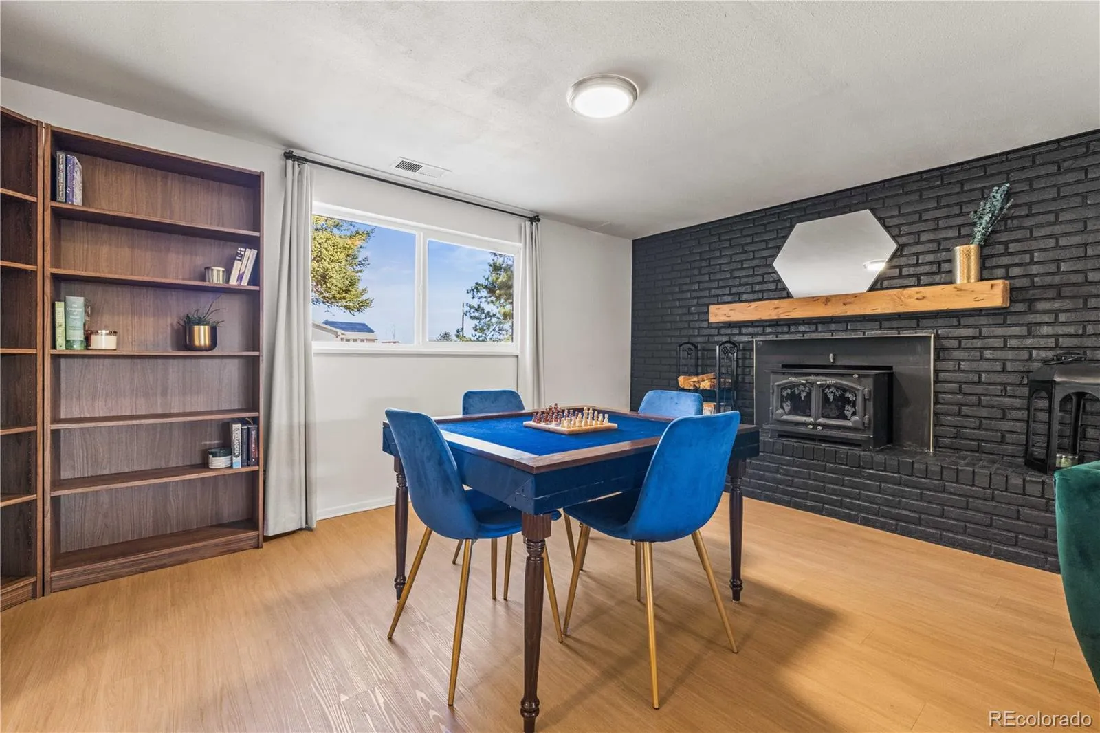 04052026003224 1600 23