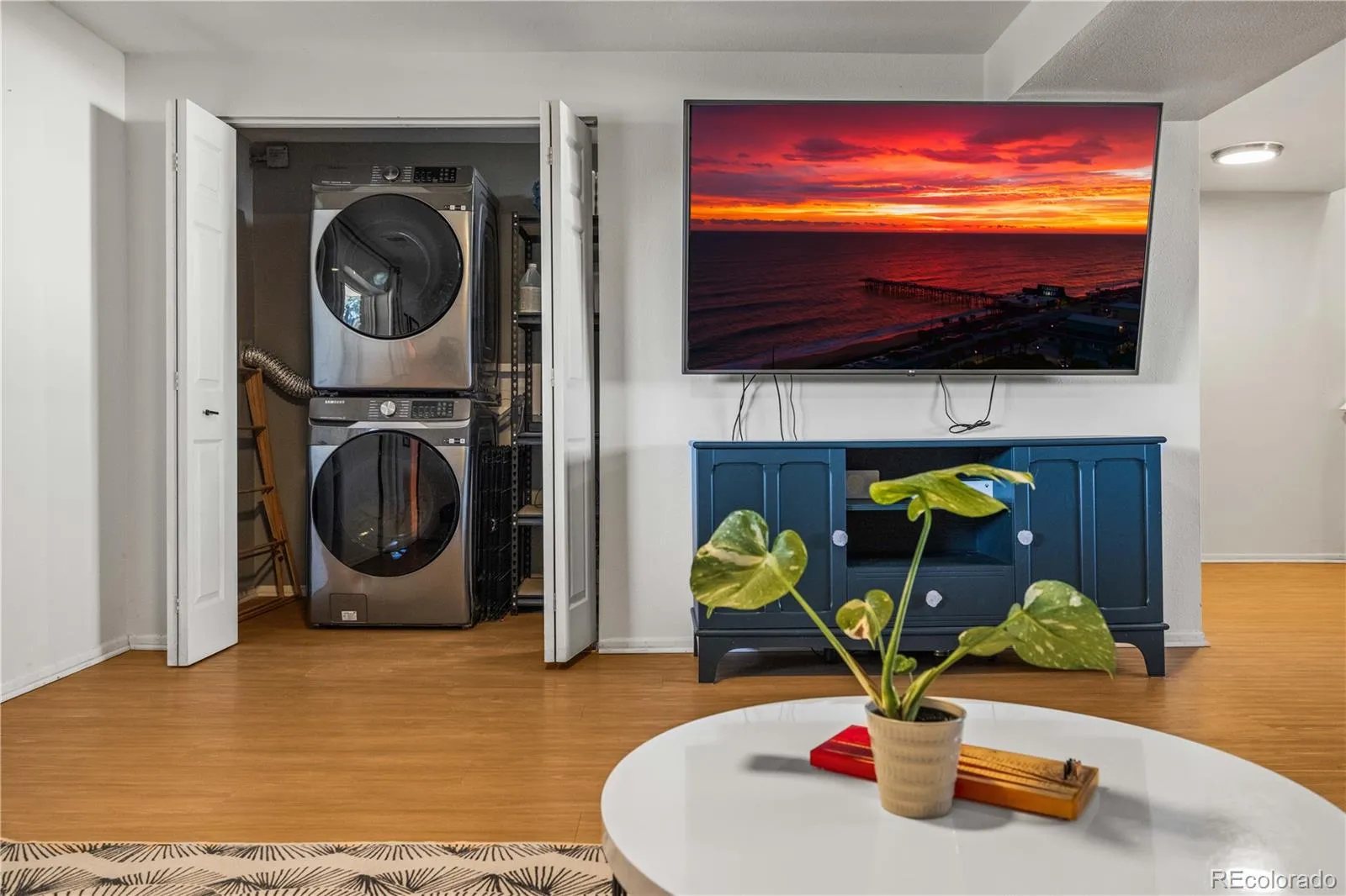 04052026003224 1600 28