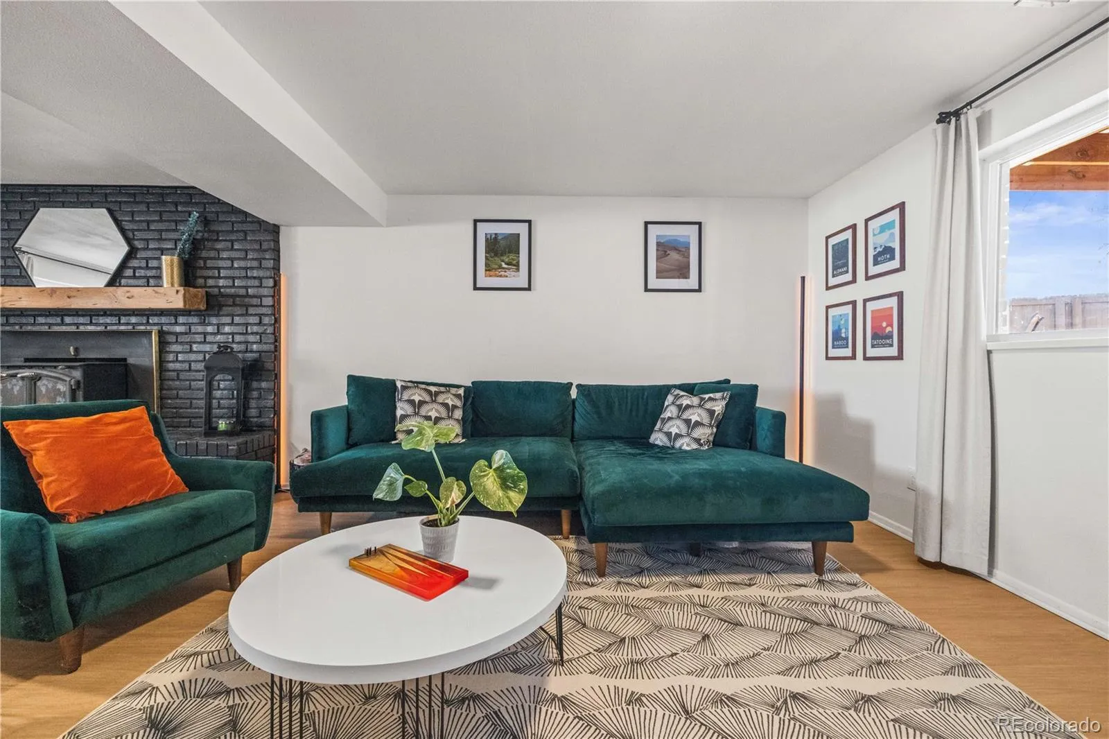 04052026003224 1600 32