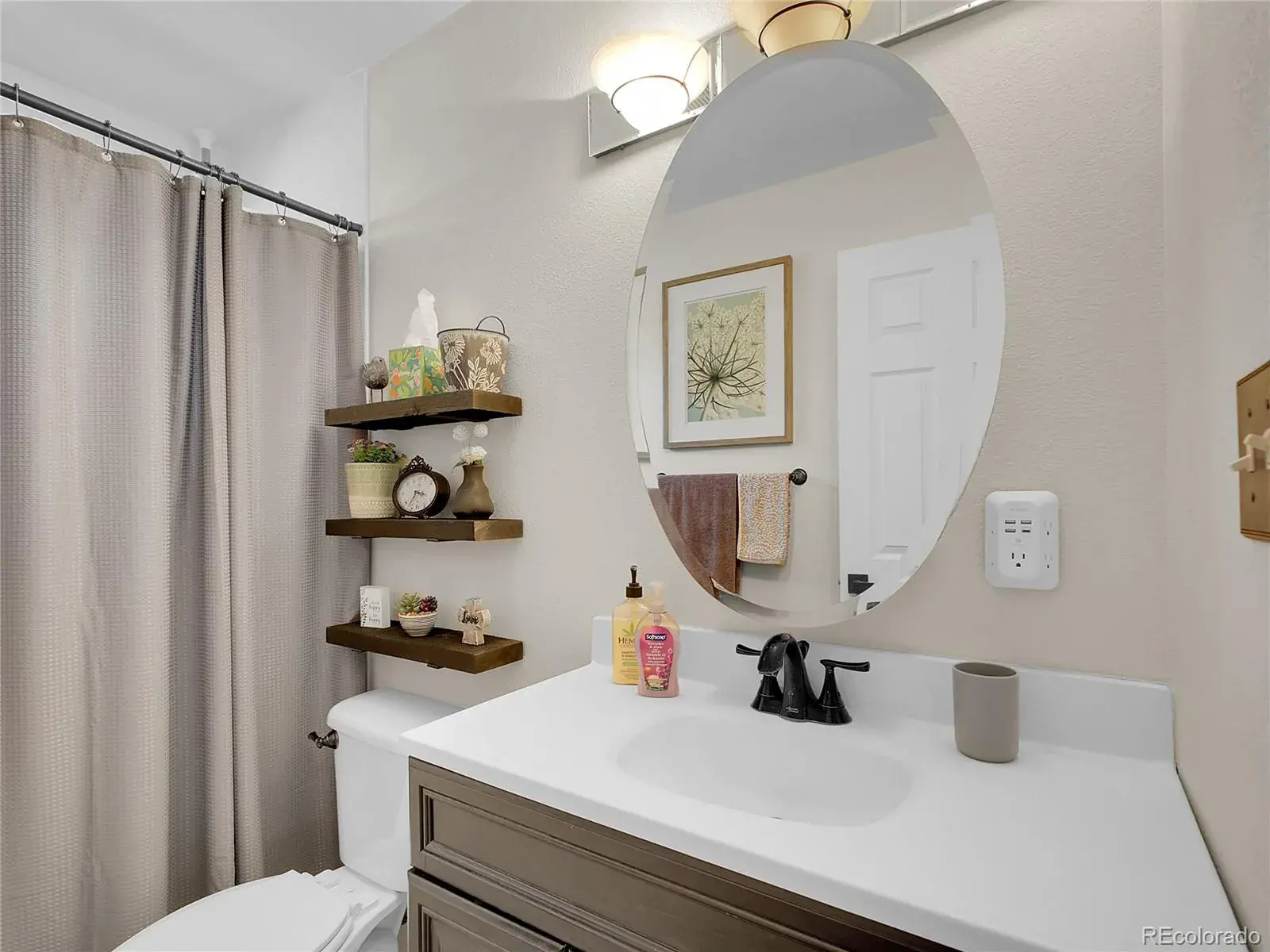 16395 W 54th Avenue Golden CO 80403 | MLS #REC3592773 02222026183443 1600 29