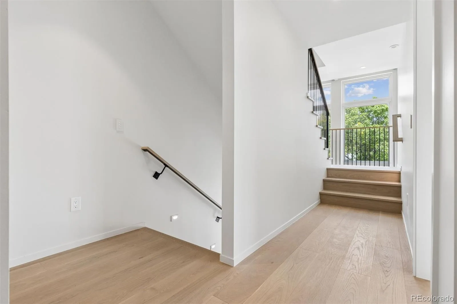 201 Garfield Street Denver CO 80206 MLS #REC3593453 06162026224209 1600 31