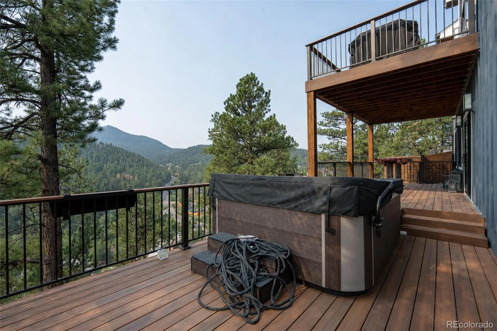3276 Meadow View Road Evergreen CO 80439 | MLS #REC3596129 08072026014442 1600 44