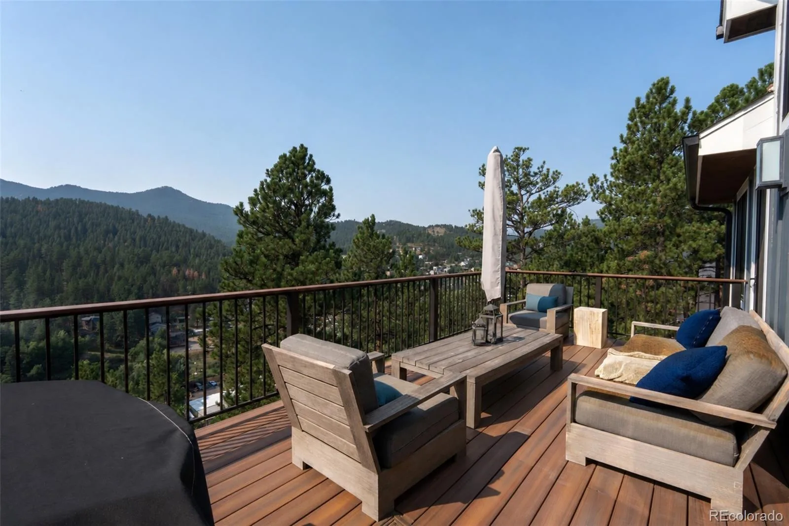 3276 Meadow View Road Evergreen CO 80439 | MLS #REC3596129 08072026014442 1600 7